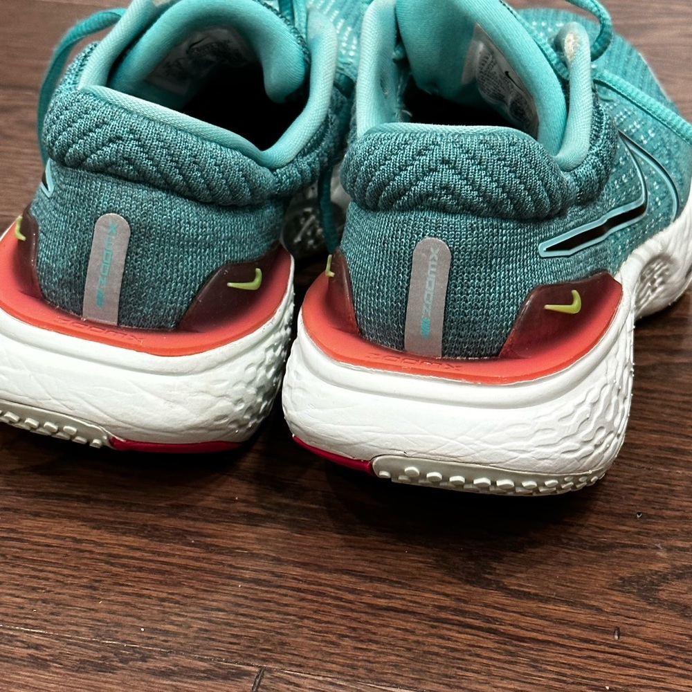 NIKE invincible run 2 running shoes